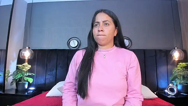 alejandra  garcia online show from April 29, 3:21 am