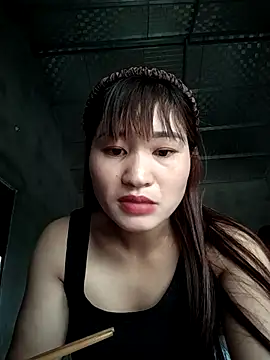 Lilinn  online show from April 26, 4:54 am
