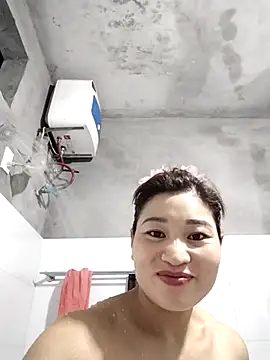 Lilinn  online show from May 4, 12:12 pm