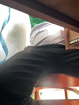 Snapshot of hoang15075 chatting on March 13, 6:42 am hoang15075 online show from March 13, 6:42 am