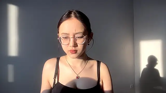 SolvedGlobe online show from March 10, 1:05 pm