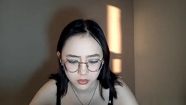 SolvedGlobe online show from March 13, 2:12 pm