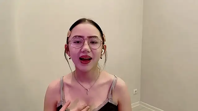 SolvedGlobe online show from May 15, 1:07 pm