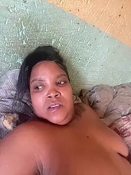 Snapshot of friendlybitch22 chatting on March 6, 9:17 am friendlybitch22 online show from March 6, 9:17 am