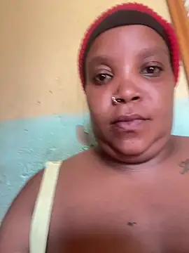 Snapshot of friendlybitch22 chatting on March 31, 9:53 am friendlybitch22 online show from March 31, 9:53 am