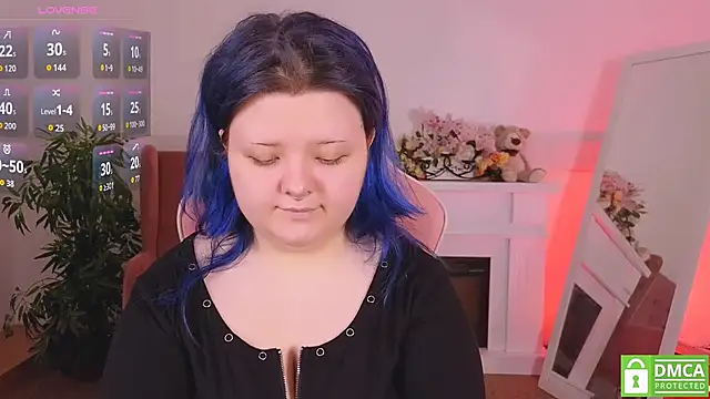 Snapshot of Lunaar_ chatting on March 23, 7:12 am Lunaar online show from March 23, 7:12 am