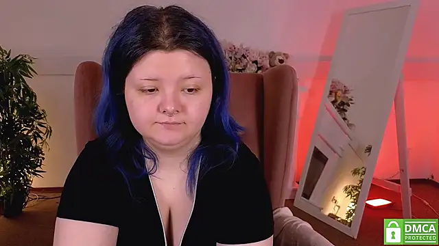 Snapshot of Lunaar_ chatting on March 24, 7:02 am Lunaar online show from March 24, 7:02 am