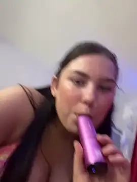 prettydolly127 online show from March 13, 8:59 pm