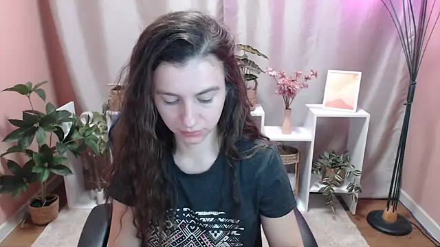 MistyBree online show from May 3, 8:09 am