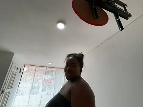 sophie blake1 online show from June 19, 1:48 pm
