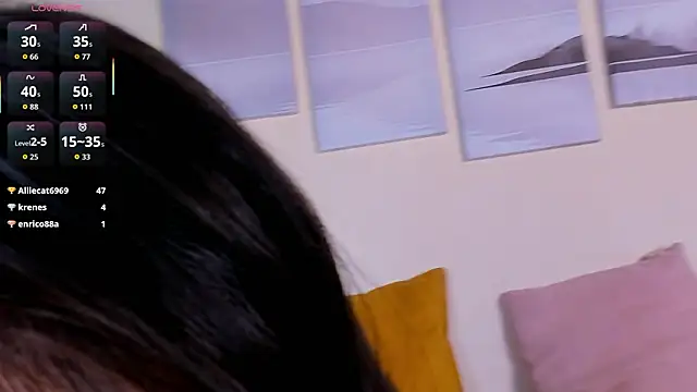 AkiSway online show from March 21, 8:19 am