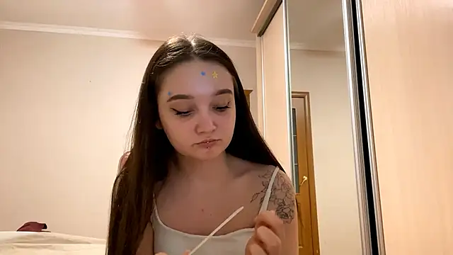 Snapshot of TrulaPhay chatting on March 6, 3:08 pm TrulaPhay online show from March 6, 3:08 pm