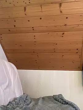 Snapshot of VelvetChloe chatting on March 18, 1:25 pm VelvetChloe online show from March 18, 1:25 pm