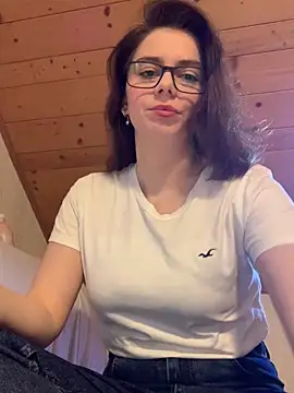 Snapshot of VelvetChloe chatting on March 19, 12:42 pm VelvetChloe online show from March 19, 12:42 pm