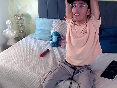 abraham xo online show from March 25, 1:28 pm