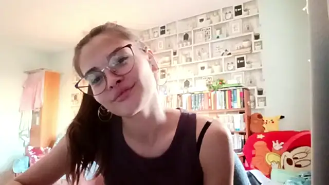 JInaMillsap online show from March 30, 9:10 am