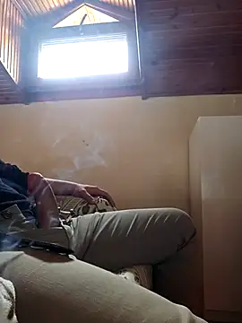 Snapshot of syyy9098 chatting on March 20, 11:04 am syyy9098 online show from March 20, 11:04 am