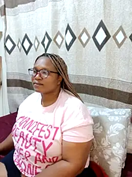 Snapshot of Cuddle_Zee chatting on April 15, 7:32 pm Cuddle Zee online show from April 15, 7:32 pm