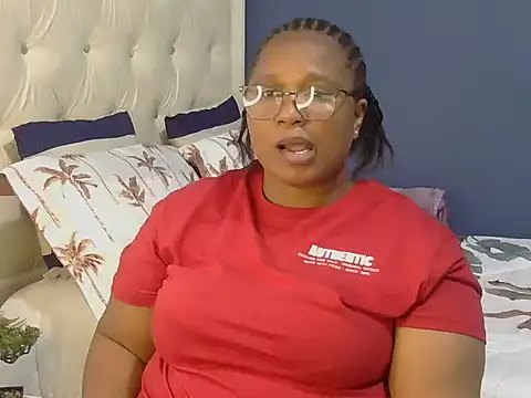 Snapshot of Cuddle_Zee chatting on May 8, 2:44 pm Cuddle Zee online show from May 8, 2:44 pm
