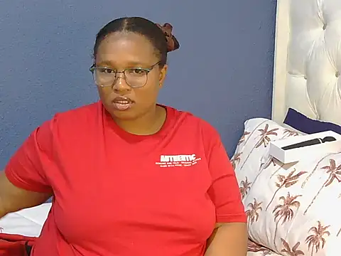 Snapshot of Cuddle_Zee chatting on May 12, 2:58 pm Cuddle Zee online show from May 12, 2:58 pm