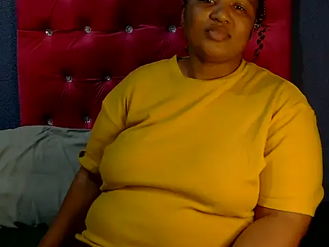 Snapshot of Cuddle_Zee chatting on May 27, 1:57 am Cuddle Zee online show from May 27, 1:57 am