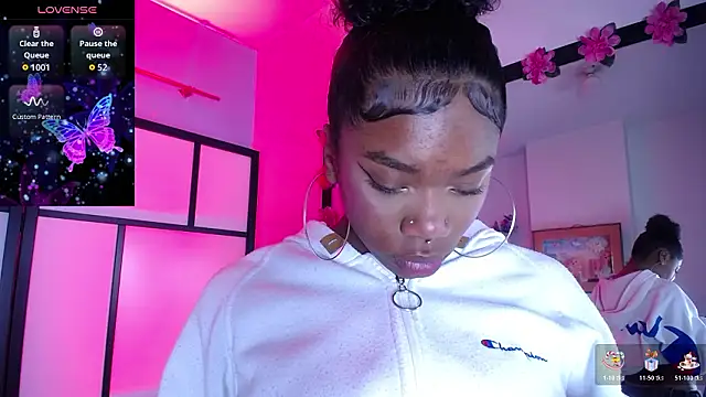 Valkiryaa soul online show from March 28, 1:11 pm