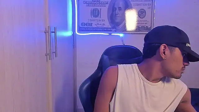 jossi12345j online show from May 9, 11:48 am