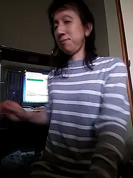 mako7612 online show from May 7, 7:25 am