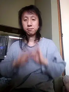mako7612 online show from May 11, 7:14 am
