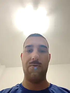 straightdude99 online show from March 4, 12:27 am