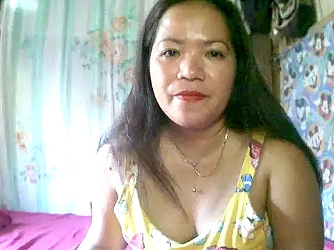 Snapshot of Sexy_asian123345 chatting on April 19, 7:29 am Sexy asian123345 online show from April 19, 7:29 am