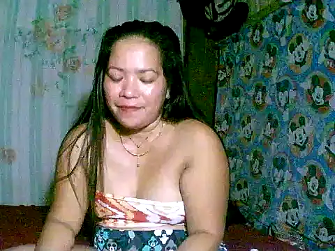Snapshot of Sexy_asian123345 chatting on May 1, 1:48 pm Sexy asian123345 online show from May 1, 1:48 pm