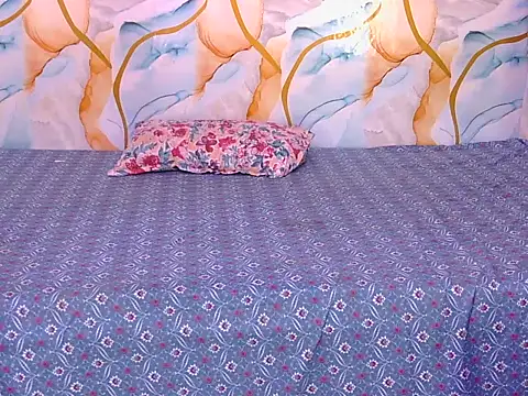 Snapshot of yours-isha chatting on March 9, 4:49 am yours-isha online show from March 9, 4:49 am