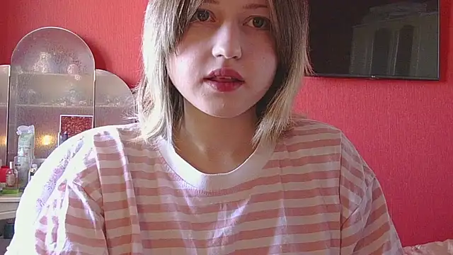 Beloved Mary online show from April 2, 7:06 am