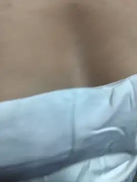 Snapshot of Glow_Queen chatting on March 7, 6:38 pm Glow Queen online show from March 7, 6:38 pm