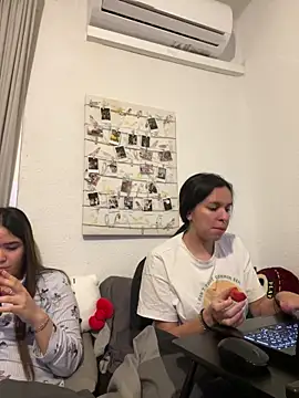 Genblan online show from April 2, 12:58 pm