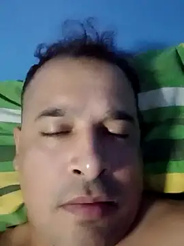 Ezehombre online show from April 2, 11:19 am