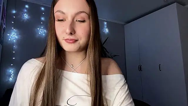 CutieSally online show from March 19, 3:16 pm