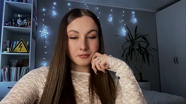 CutieSally online show from March 24, 7:13 am