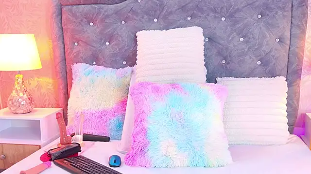 CarolinaHills online show from March 21, 8:12 pm