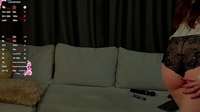 Snapshot of stelamontis chatting on March 15, 6:25 pm stelamontis online show from March 15, 6:25 pm