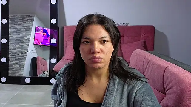 Snapshot of ashley-midnight chatting on March 12, 12:50 am ashley-midnight online show from March 12, 12:50 am