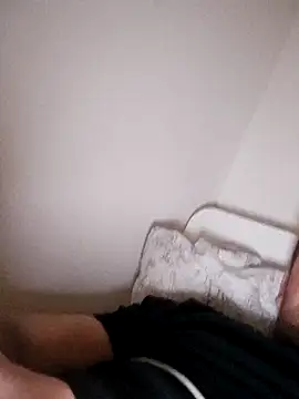 Snapshot of saneli1993 chatting on March 5, 8:27 pm saneli1993 online show from March 5, 8:27 pm