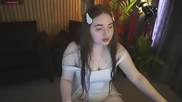 RapunzelAngel online show from May 9, 6:07 am