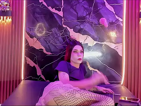 Zafira House  X online show from April 2, 4:10 am