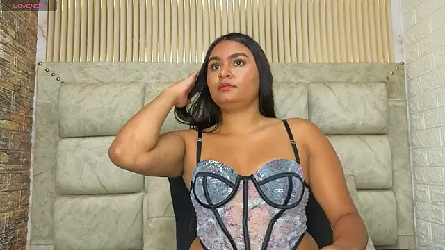 amarahanks11 online show from March 12, 7:31 pm