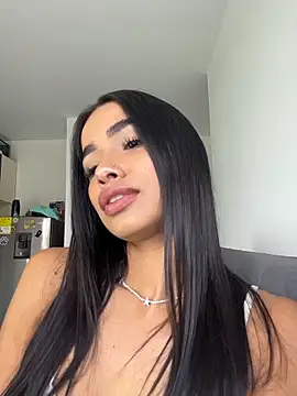 Snapshot of Bella_Smithe chatting on March 22, 3:04 pm Bella Smithe online show from March 22, 3:04 pm