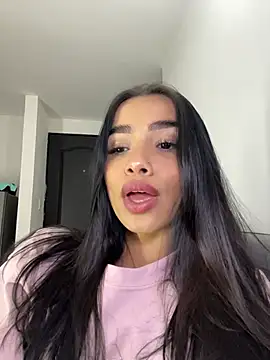 Snapshot of Bella_Smithe chatting on March 27, 12:38 am Bella Smithe online show from March 27, 12:38 am