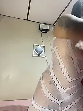 Snapshot of stefanyqueen69 chatting on March 10, 2:33 pm stefanyqueen69 online show from March 10, 2:33 pm