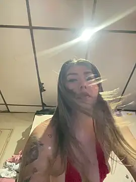 Snapshot of stefanyqueen69 chatting on March 27, 1:44 pm stefanyqueen69 online show from March 27, 1:44 pm